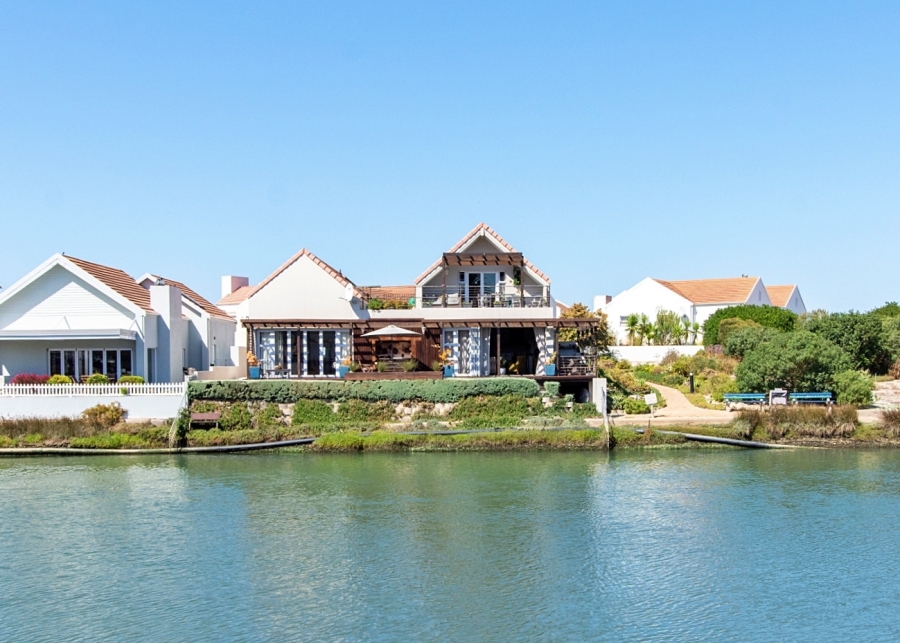 4 Bedroom Property for Sale in Port Owen Western Cape